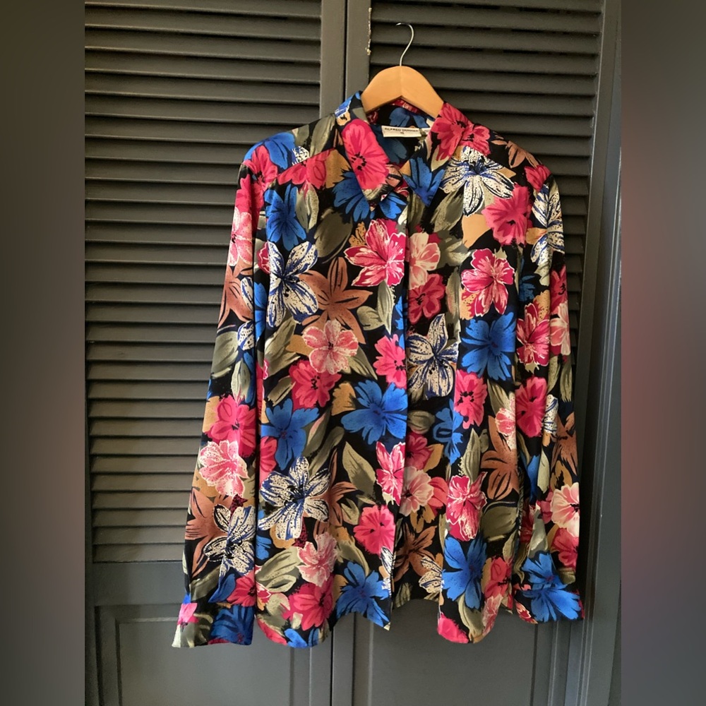 Vintage Lily button up blouse